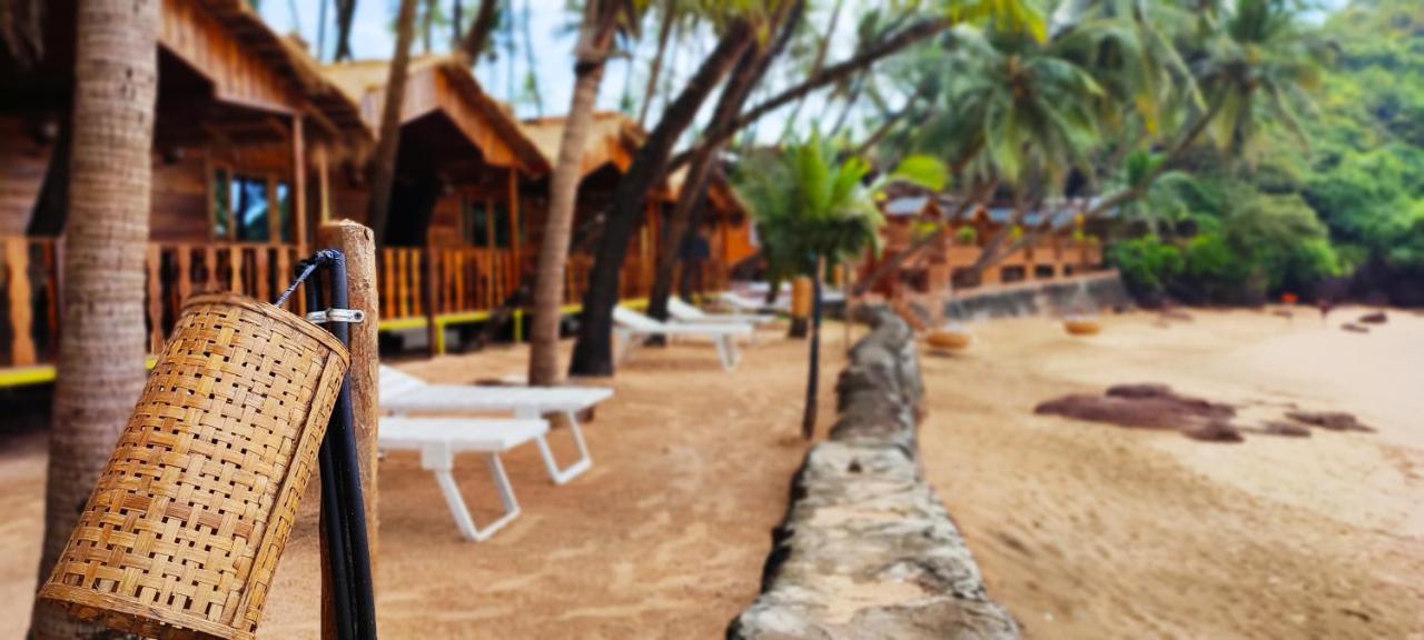 Sea Front Cottages Little Khola Cola 외부 사진